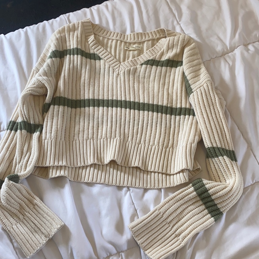 Aeropostale cropped sweater